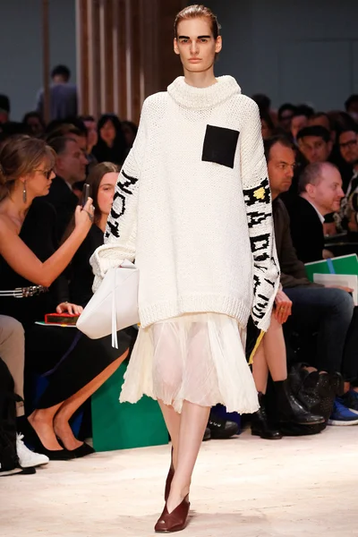 Look 35
